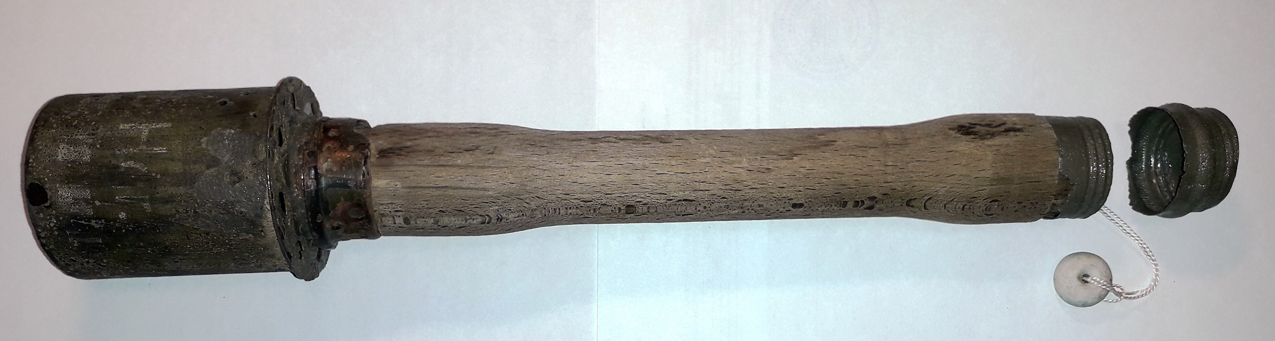 Ручная дымовая граната М 39 (Nebelhandgranate 39)